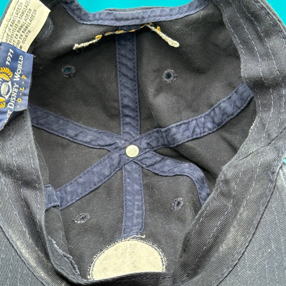 Walt Disney World Golf Hat Cap Strapback Black (Faded) 1971 Round Patch Logo - Picture 11 of 12